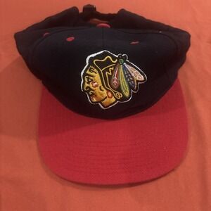 NHL Gcap Vintage Blackhawk Adjustable